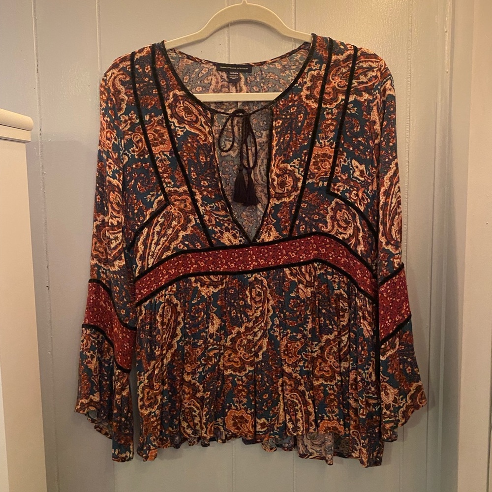 American Eagle Paisley Top